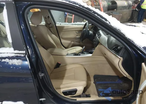 2013 BMW 328I xDrive из США, поврежденный, VIN WBA3B5C53DF591758